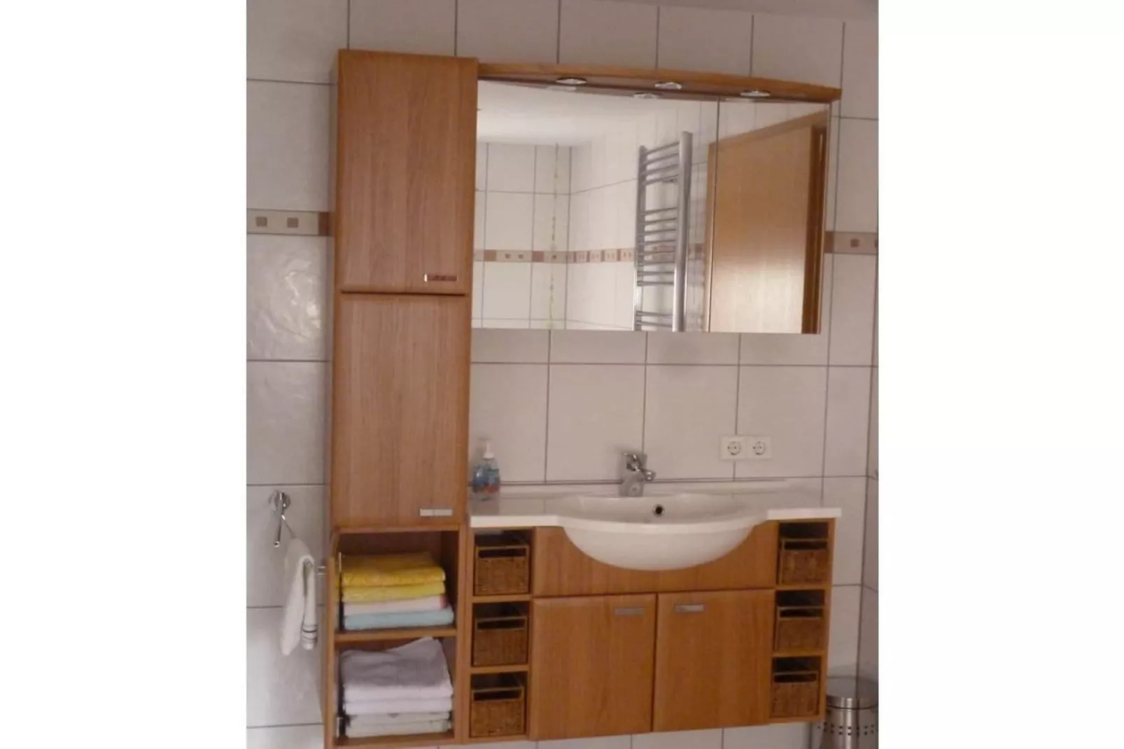 13650-Bathroom