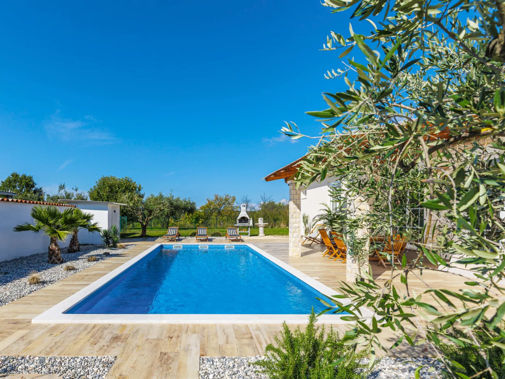 Mediterana Loft-Outside