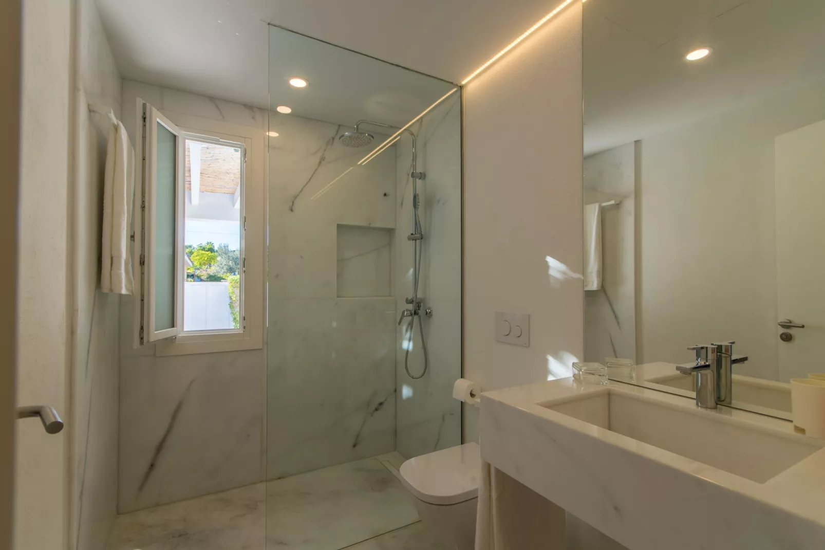 Can Catlar, Beach House 5StarsHome Mallorca-Bathroom