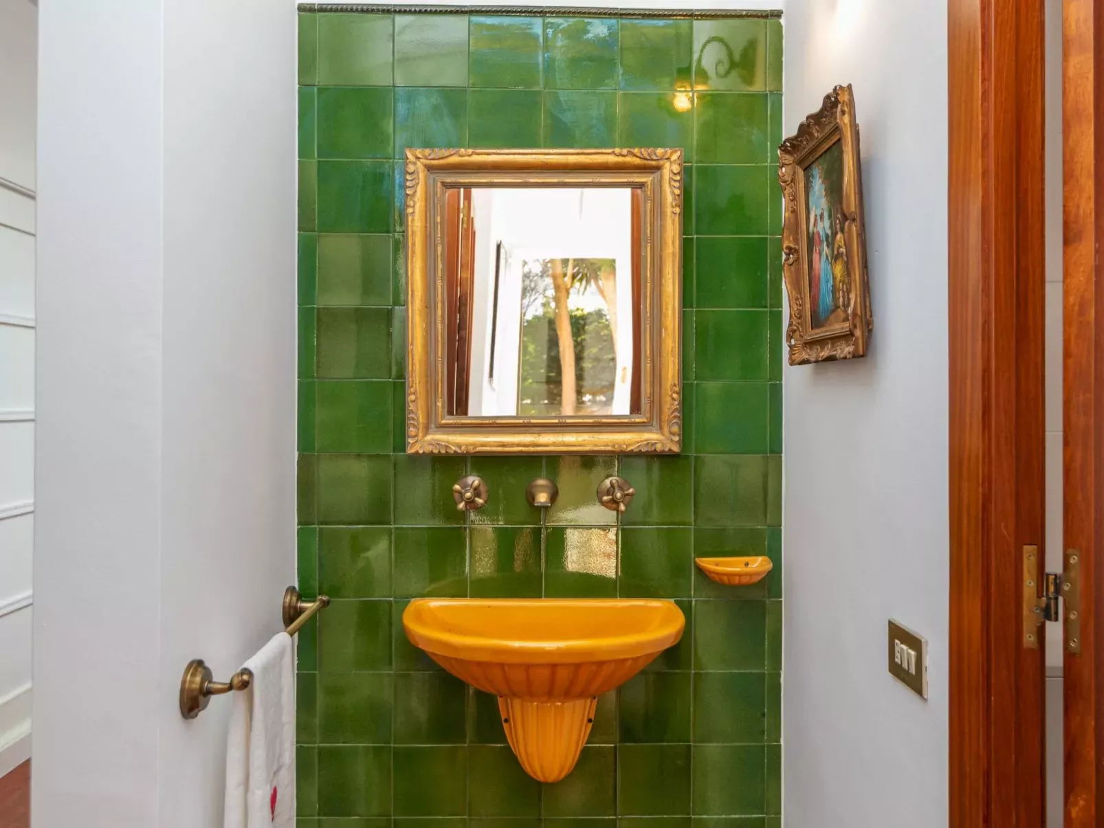Villa Chantal-Inside