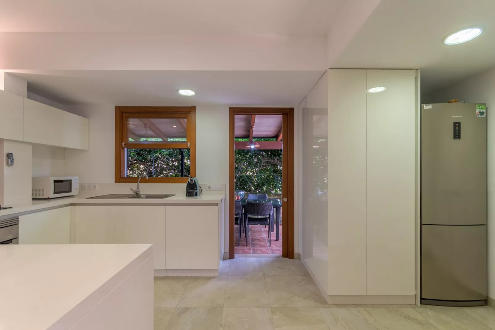 Aguiles 7 ,Beach House 5StarsHome Mallorca-Kitchen