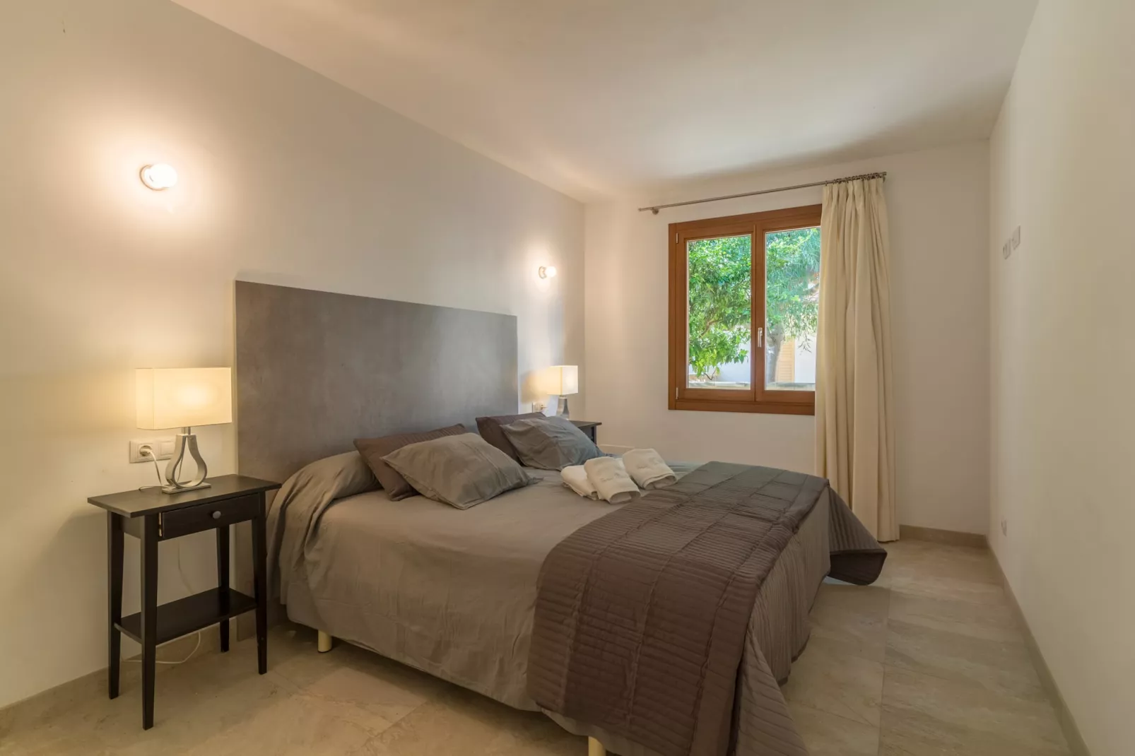 Aguiles 7 ,Beach House 5StarsHome Mallorca-Bedroom