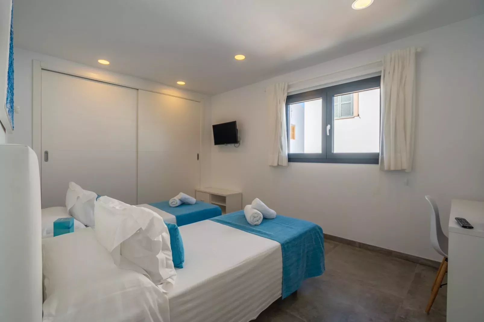 Son Serra Paradise, Beach House 5StarsHome Mallorc-Bedroom