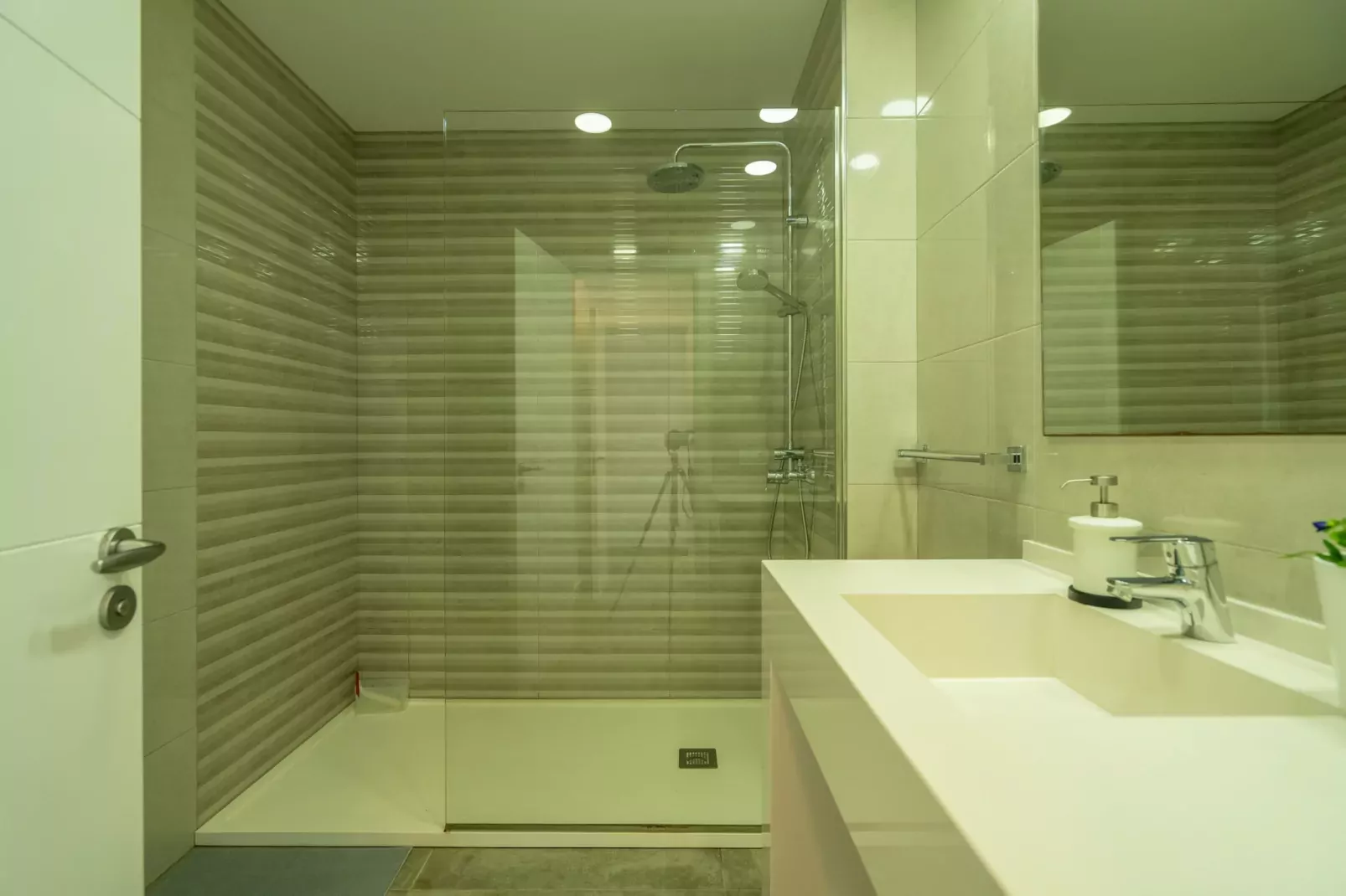 Son Serra Paradise, Beach House 5StarsHome Mallorc-Bathroom