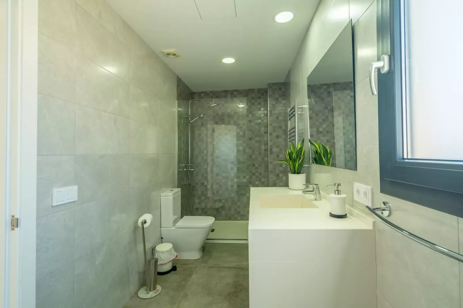 Son Serra Paradise, Beach House 5StarsHome Mallorc-Bathroom