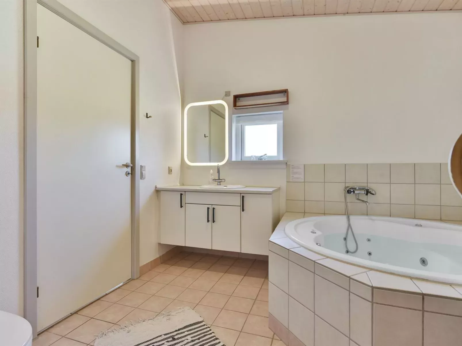 "Wilmar" - 380m from the sea-Inside