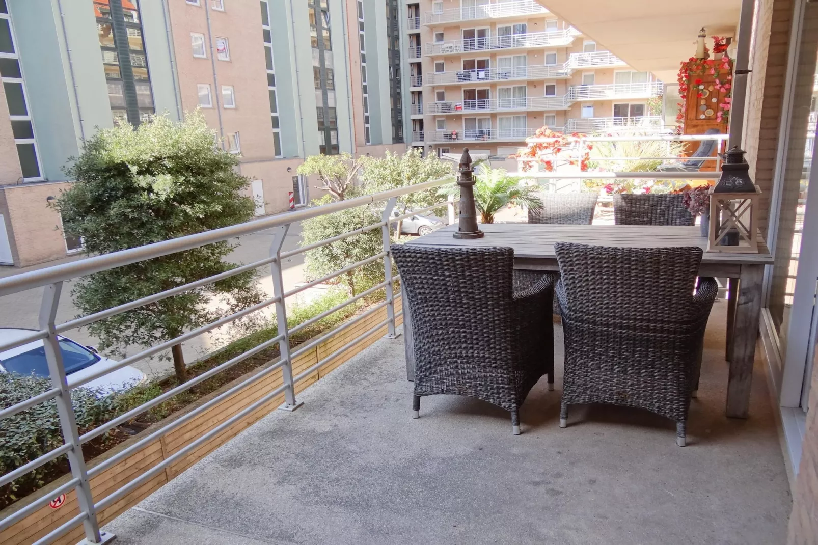 APOLLO II 110-Terrassenbalkon