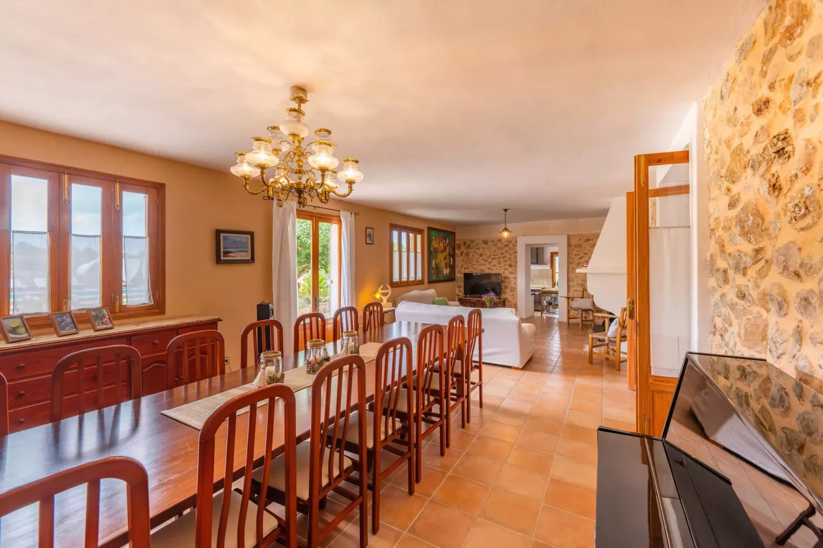Issamar, Finca 5StarsHome Mallorca-Salle à manger