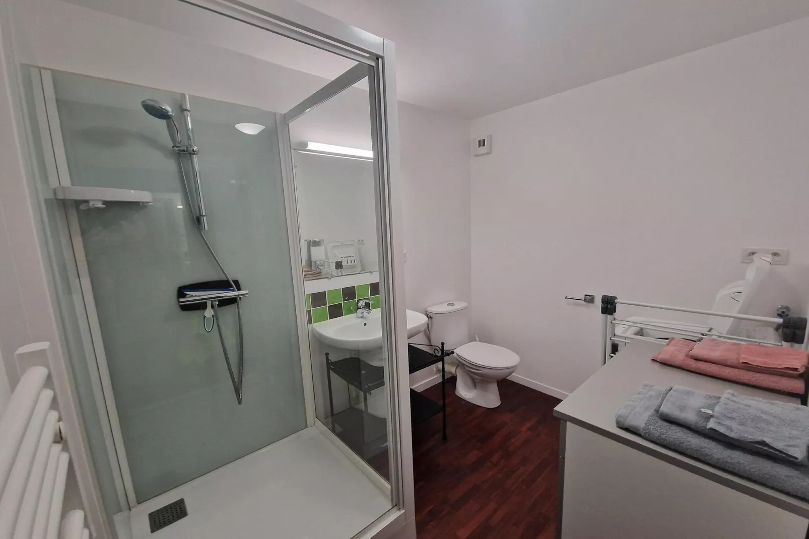 Appartement Saint-Cast-le-Guildo-Bathroom