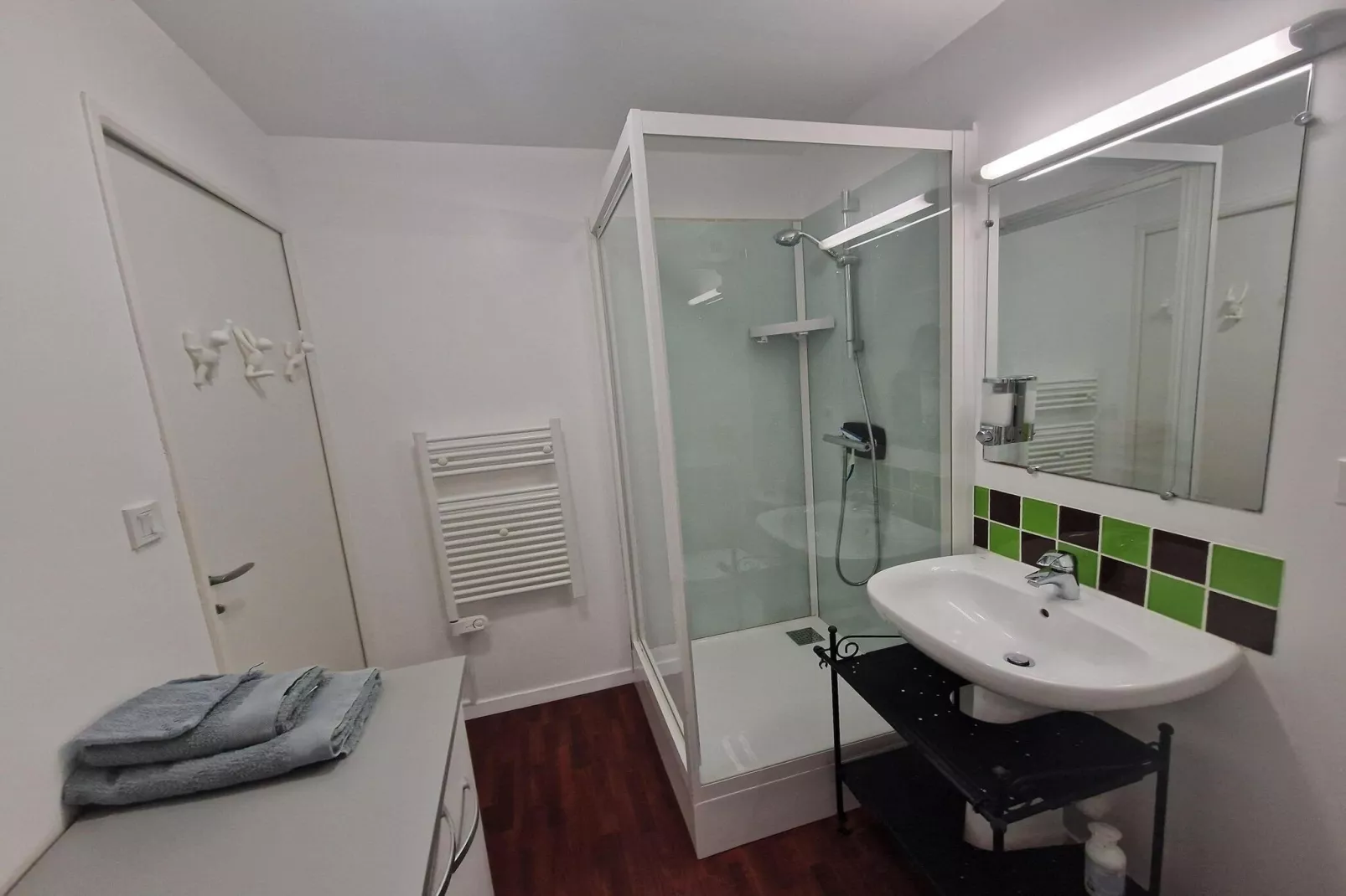 Appartement Saint-Cast-le-Guildo-Bathroom