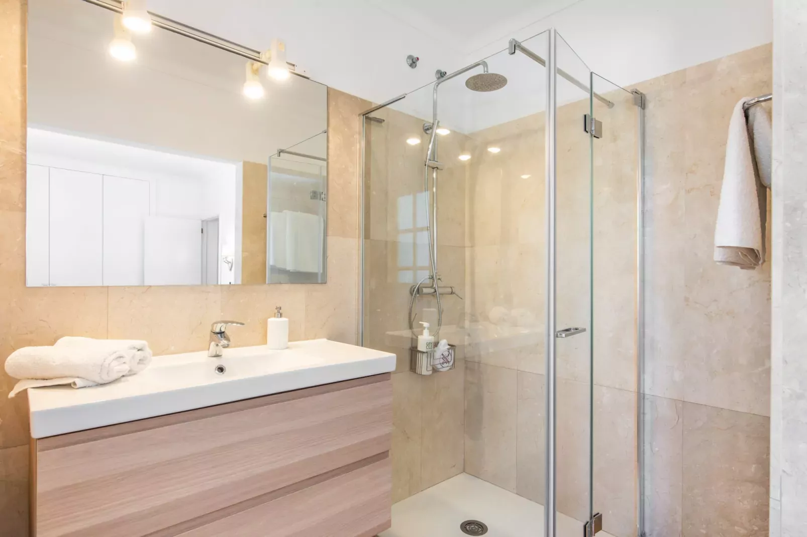 Sestador Blat, Finca 5StarsHome Mallorca-Bathroom