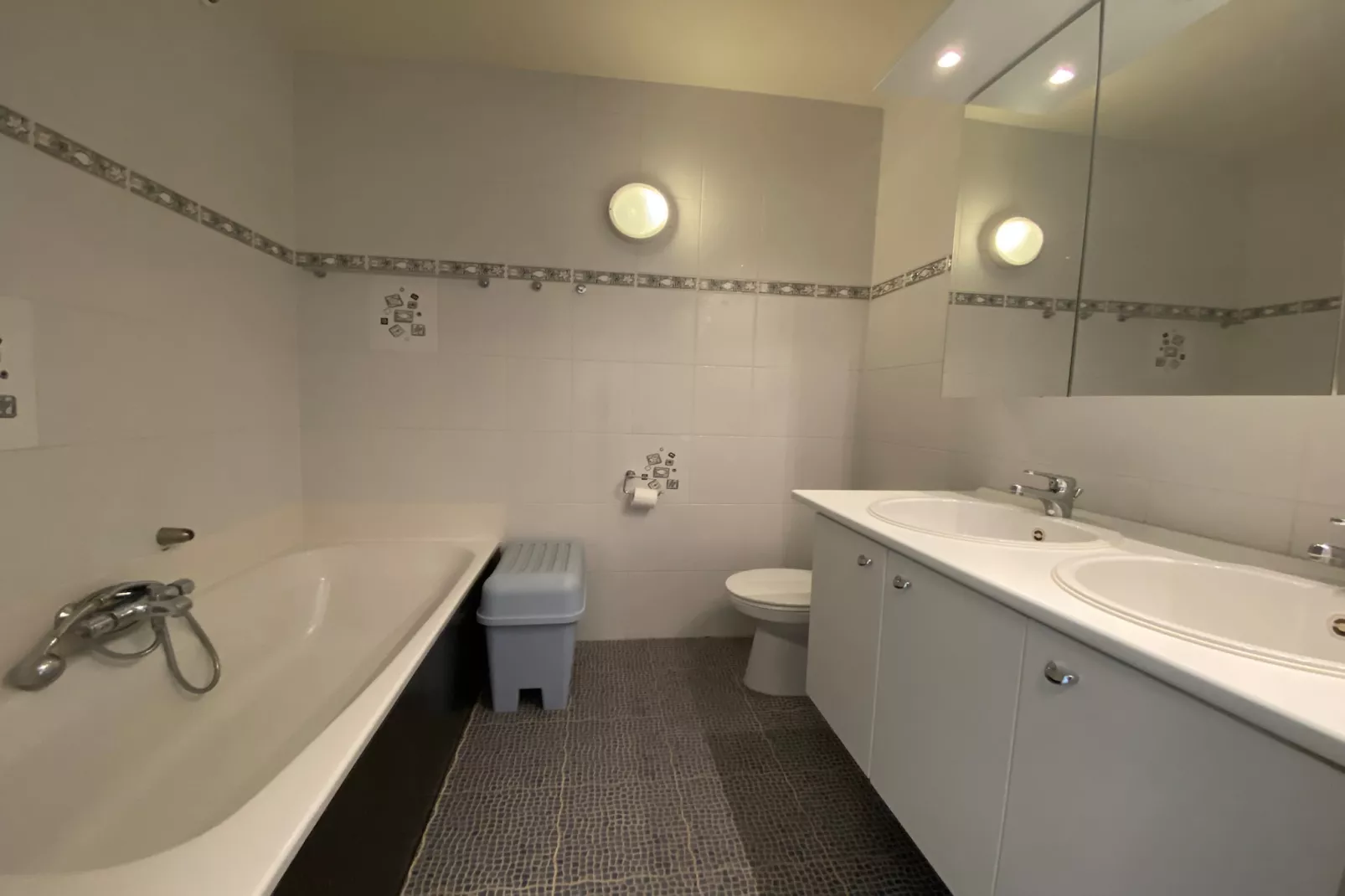 CASINO C 0803GAR-Bathroom