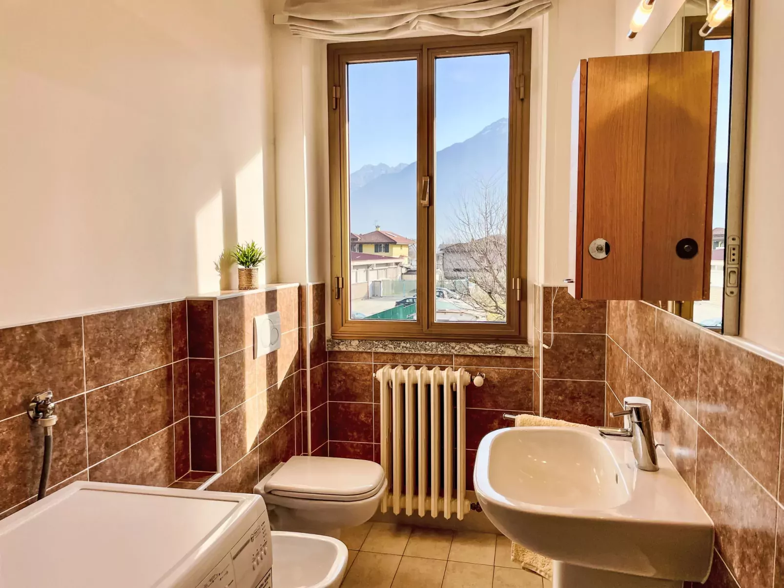 Domaso central apartment-Dedans
