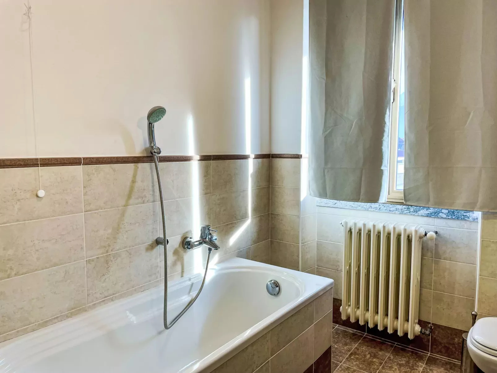 Domaso central apartment-Dedans