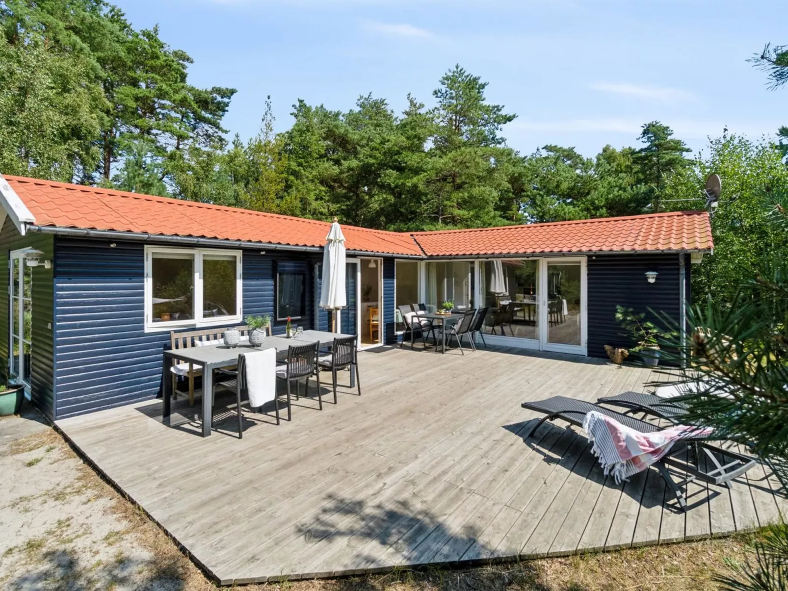 "Sylvie" - 400m from the sea-Draußen