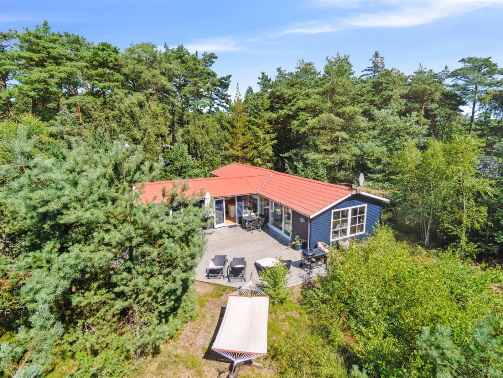 "Sylvie" - 400m from the sea-Draußen
