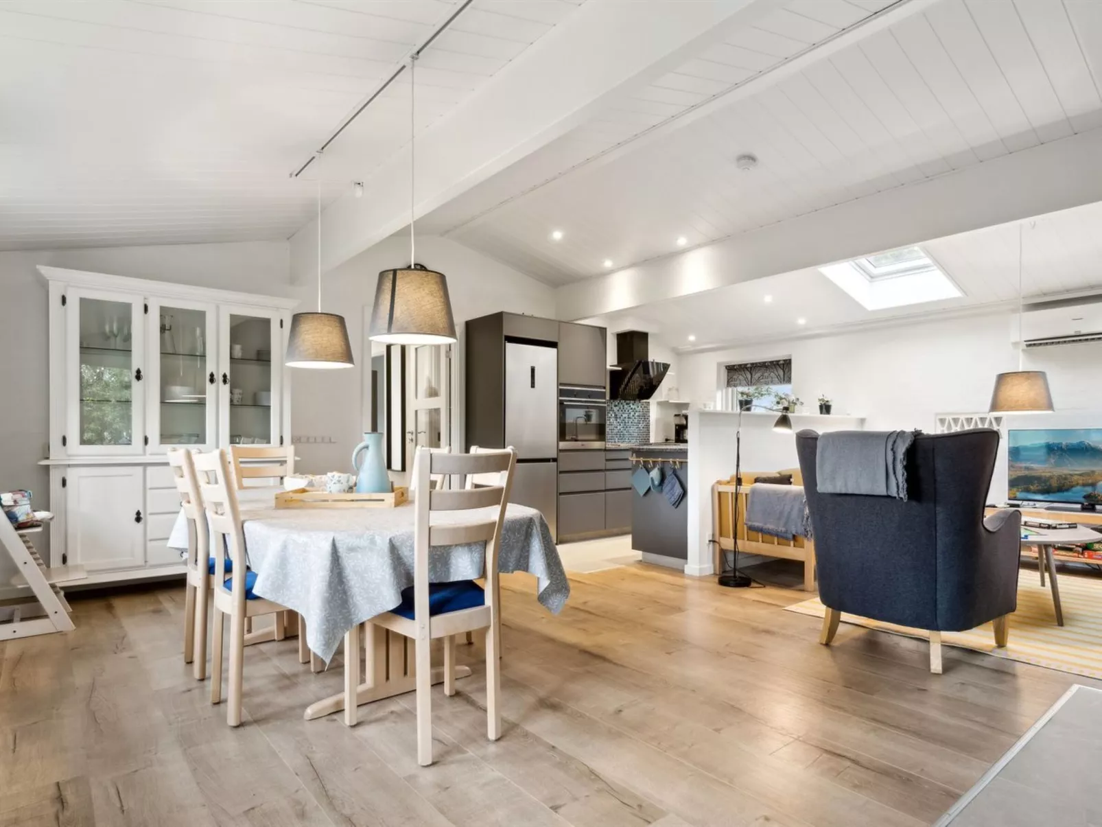 "Gren" - 580m from the sea-Drinnen