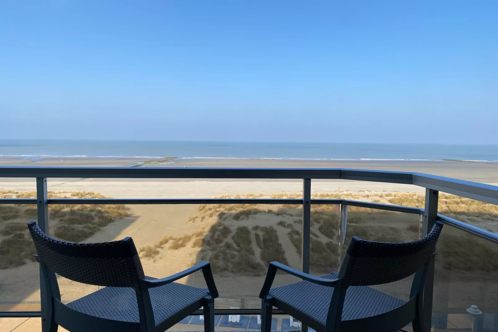 ZEEMEERMIN 502-Terrace balcony