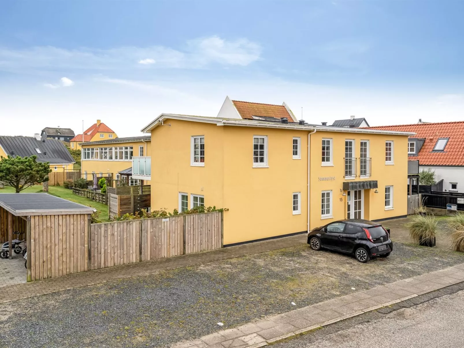 "Maelle" - 150m from the sea-Outside