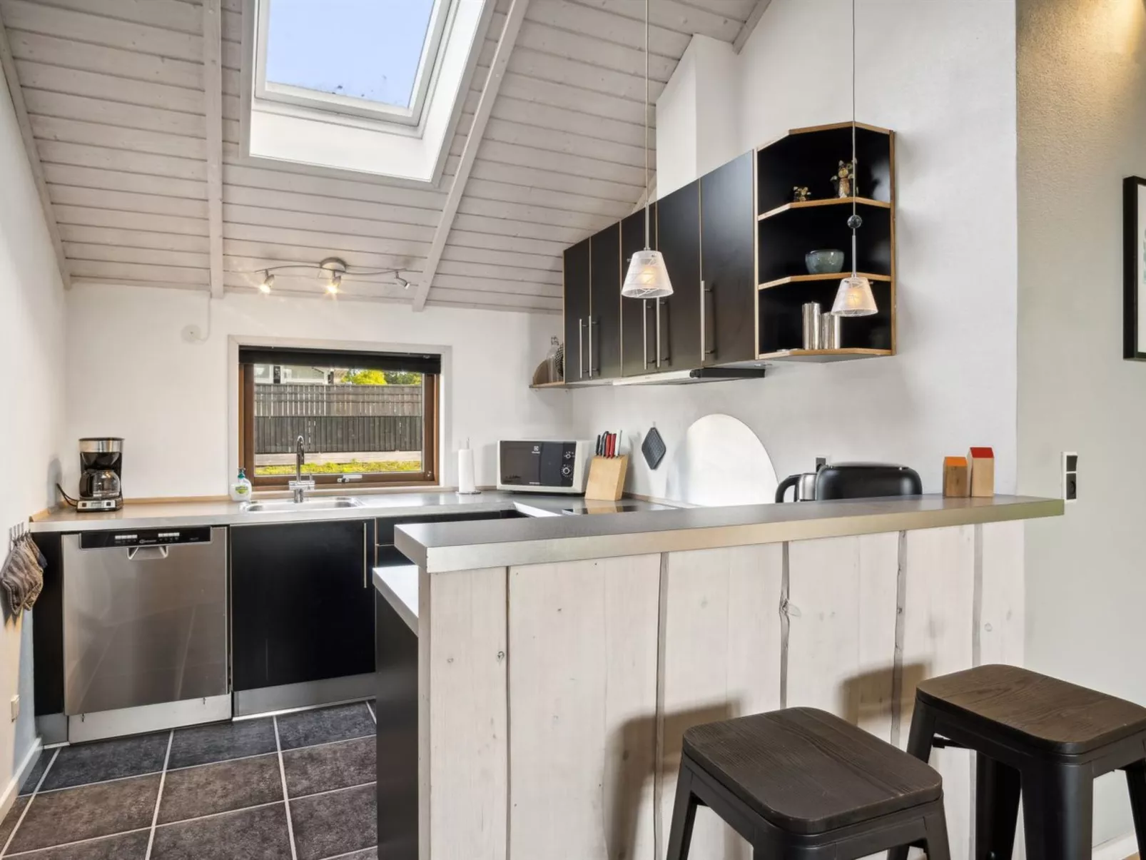 "Kaarina" - 250m from the sea-Inside