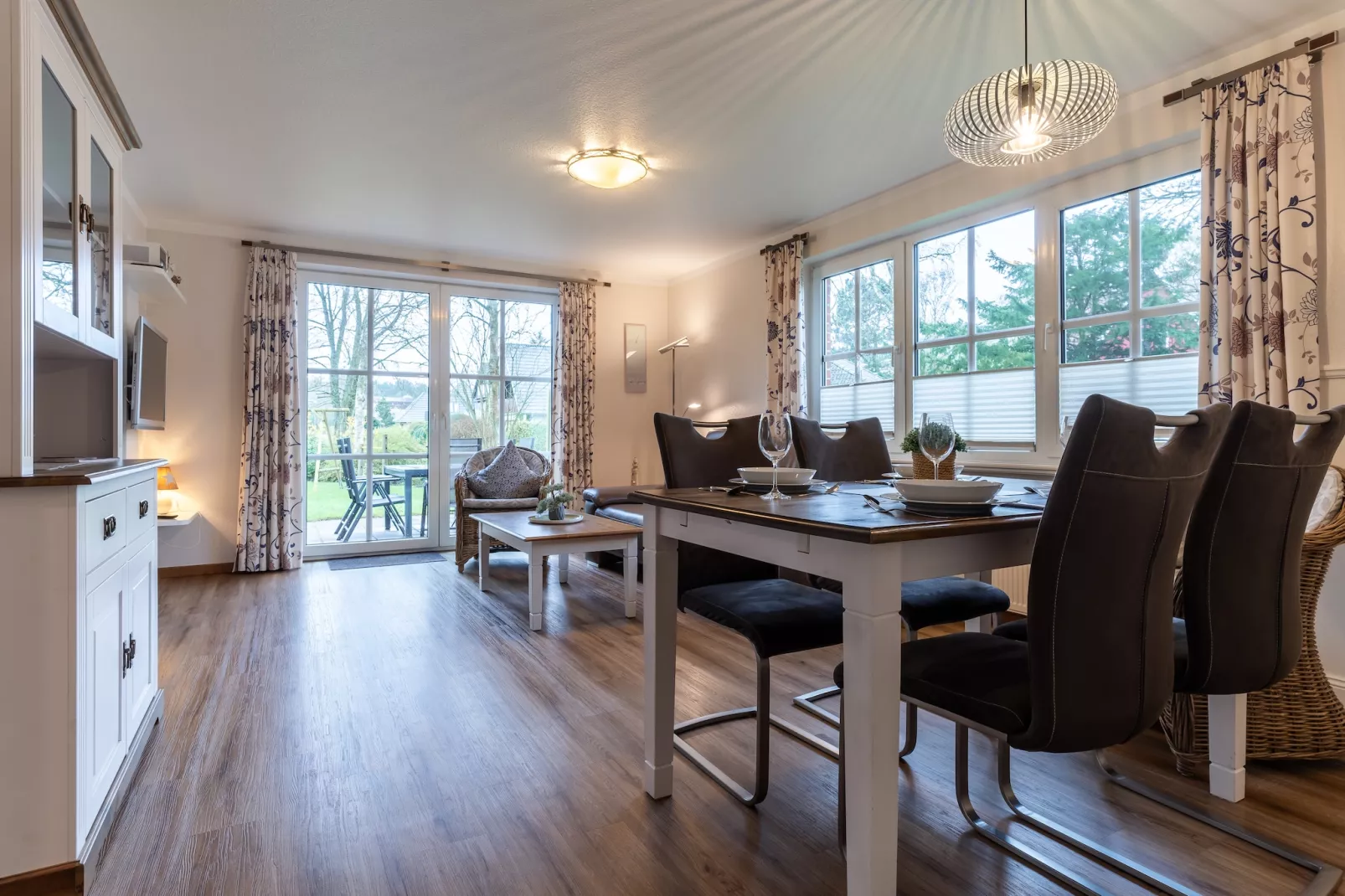 Huus Avelia - Wohnung EG-Living room