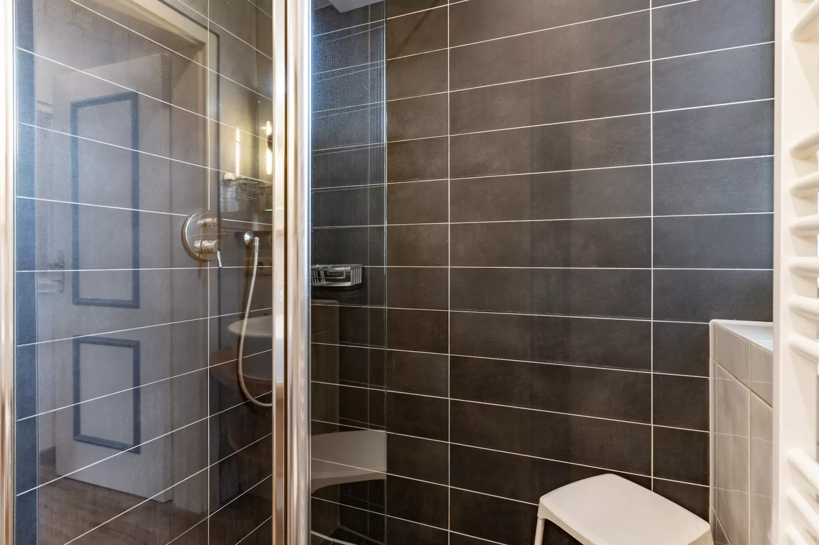 Huus Avelia - Wohnung EG-Bathroom