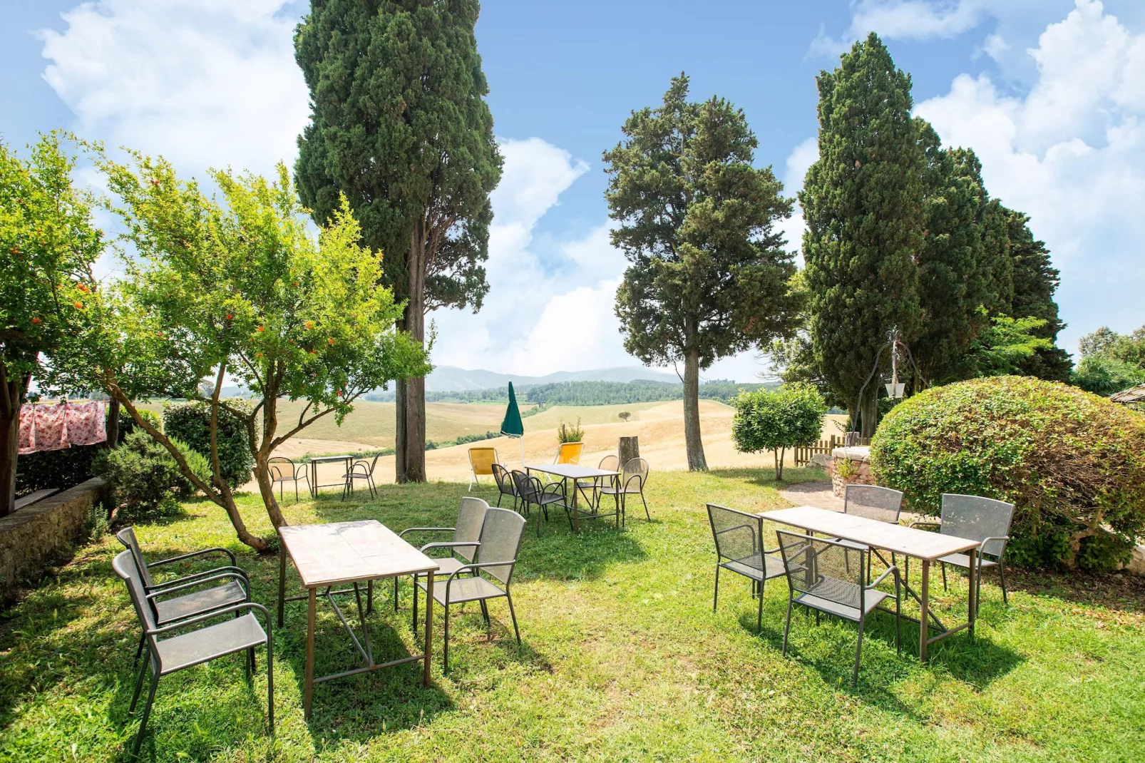 Colombaia-Gardens summer