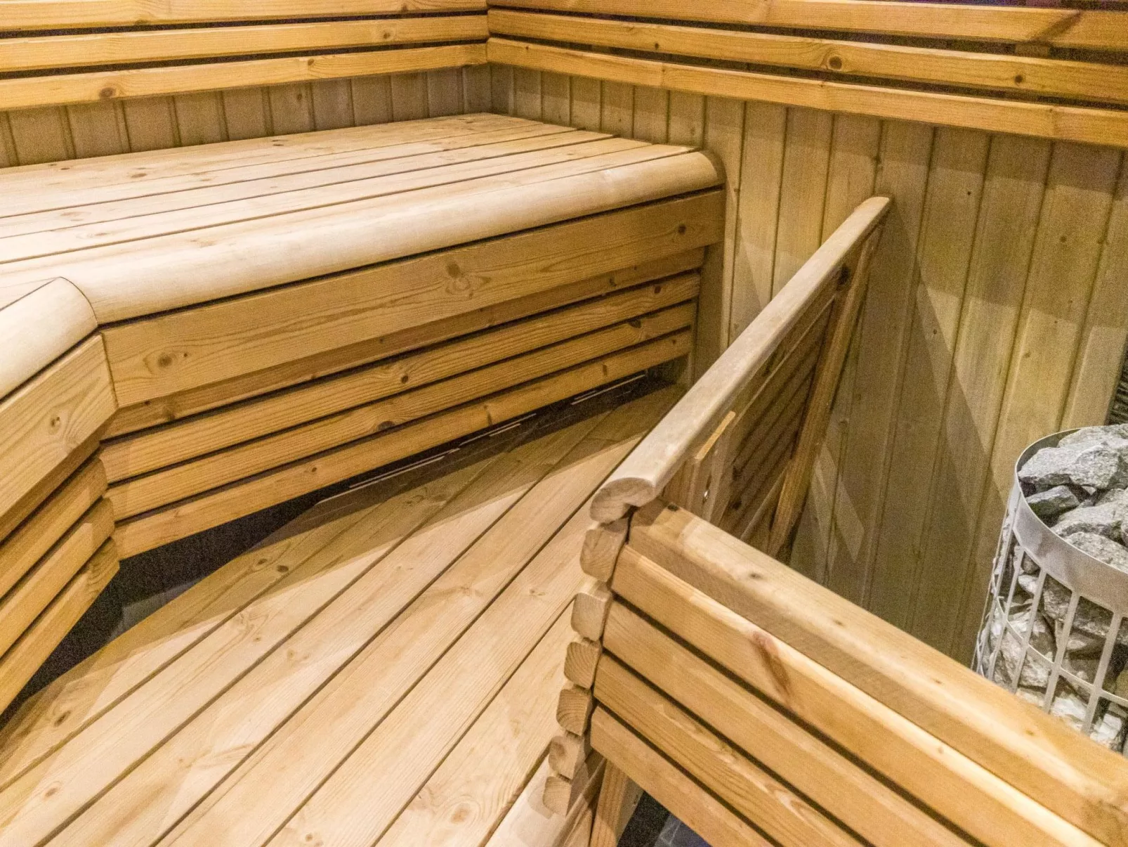 Pyhänkarhu 3-Inside