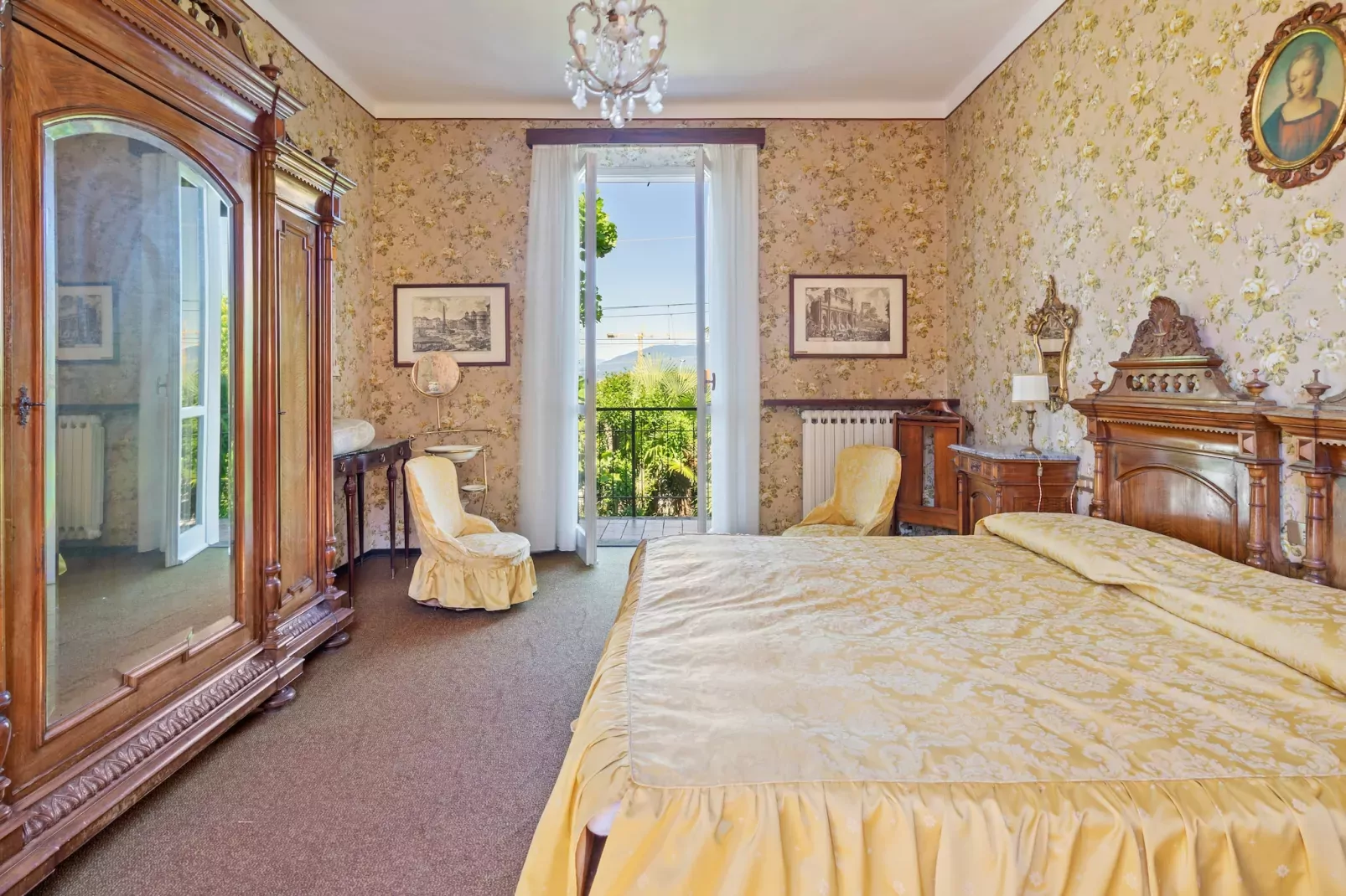Nouvelle Belle Epoque-Bedroom