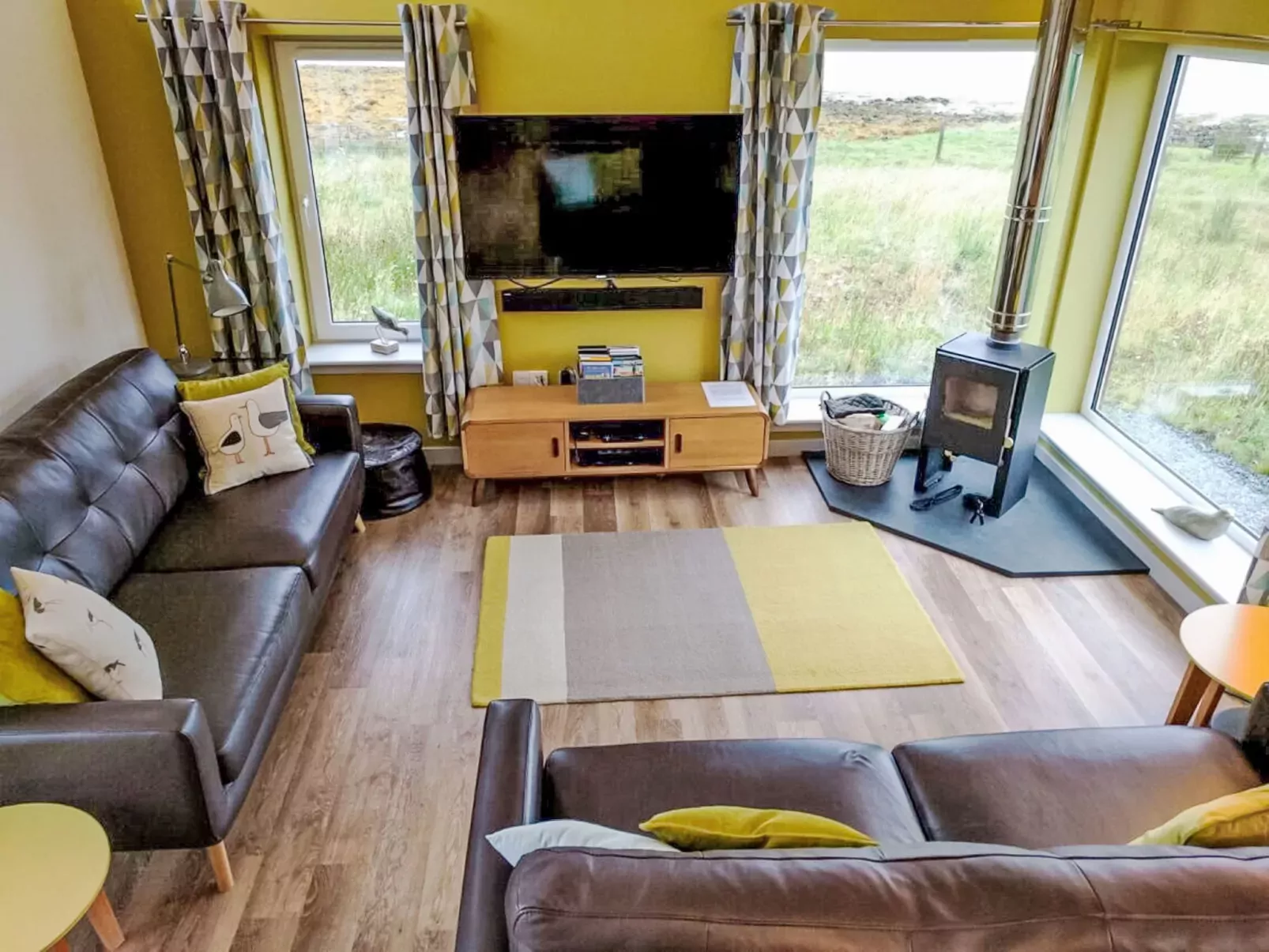 Cuan Beag-Inside