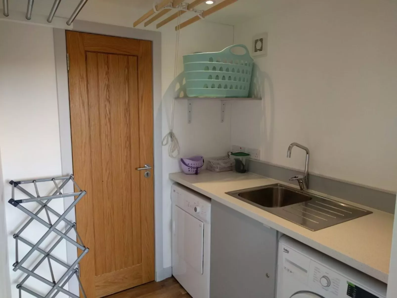 Cuan Beag-Inside
