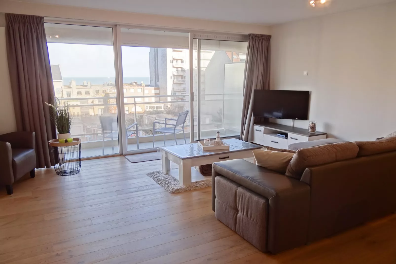 WIELINGERBANK E 404-Living room