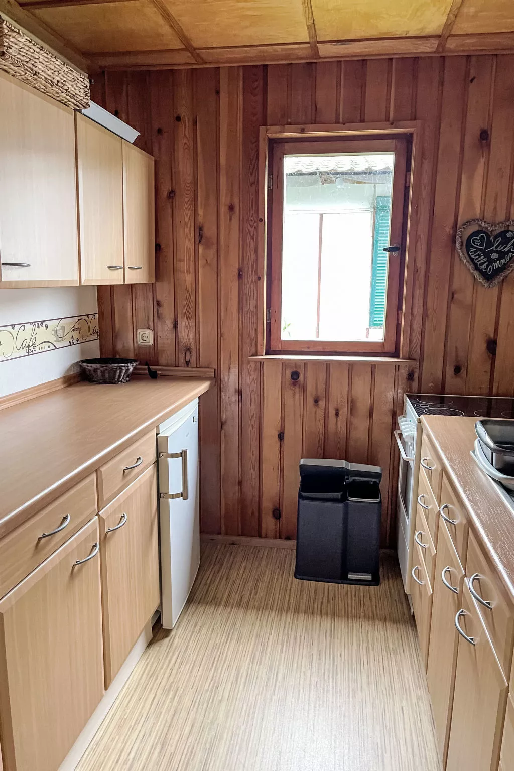 Bootshaus auf dem See-Inside