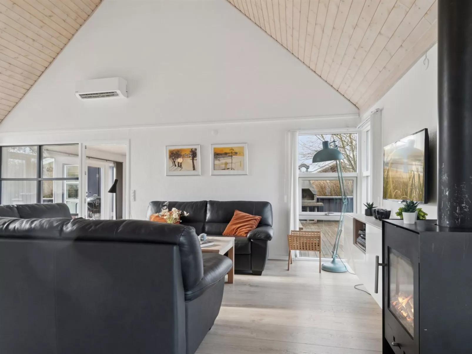 "Soeren" - 300m from the sea-Drinnen