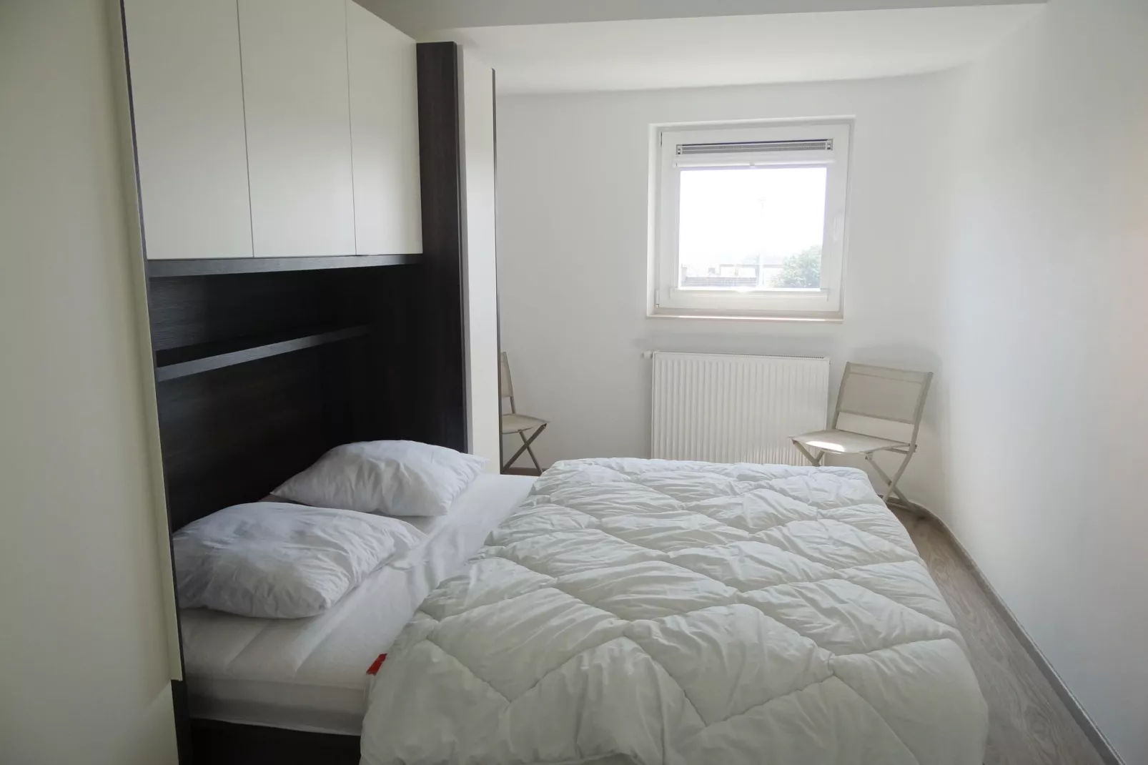 LELANTINA 303-Bedroom
