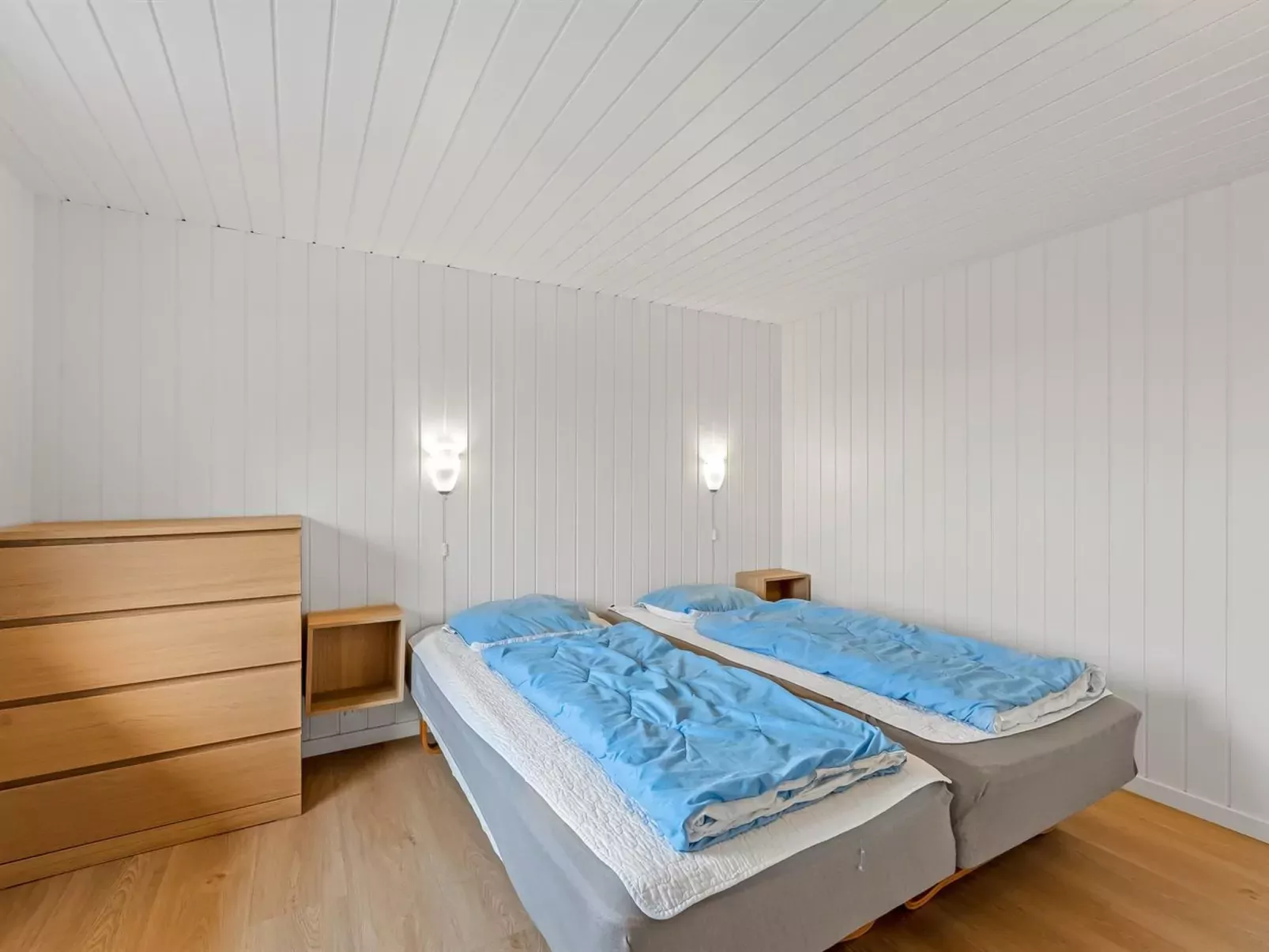 "Eftim" - 500m from the sea-Drinnen