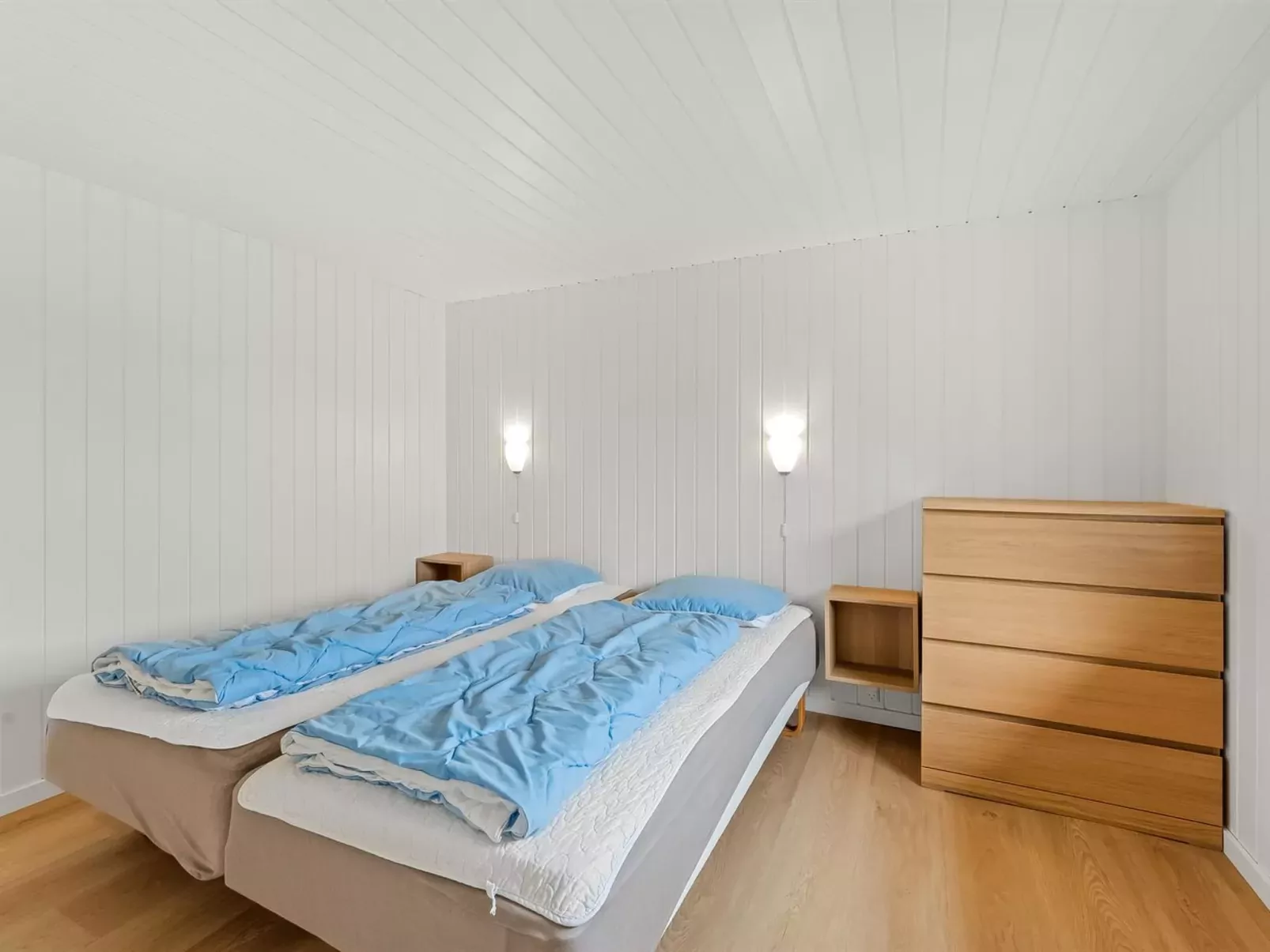 "Eftim" - 500m from the sea-Drinnen