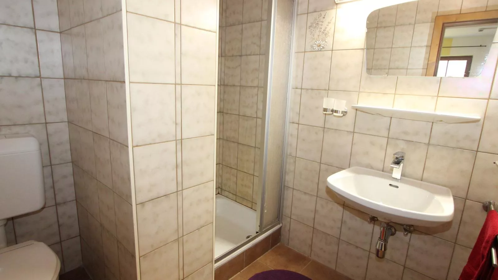 Schweizerhof Enzian-Bathroom