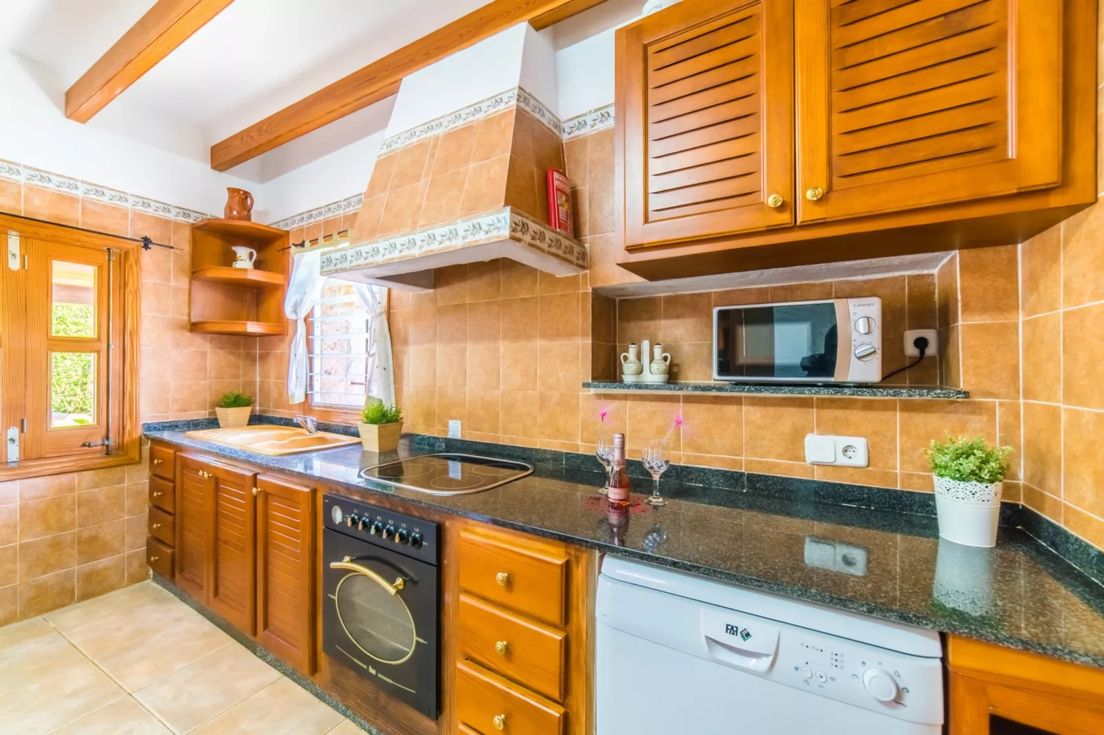Es Moli-Kitchen