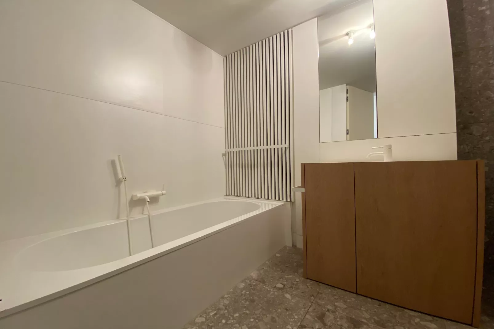 BLANCO GV01GAR-Bathroom