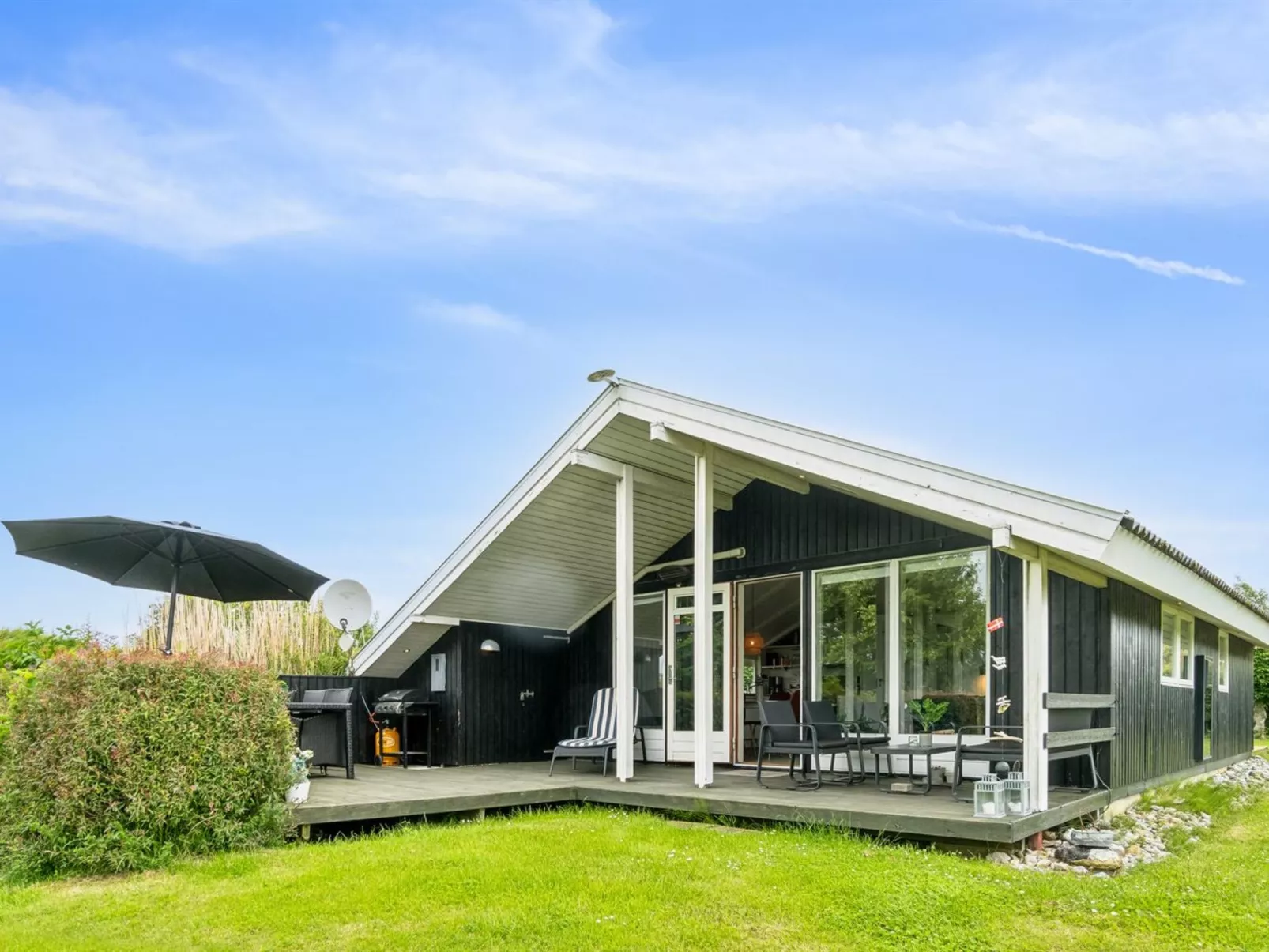 "Lauha" - 400m from the sea-Outside