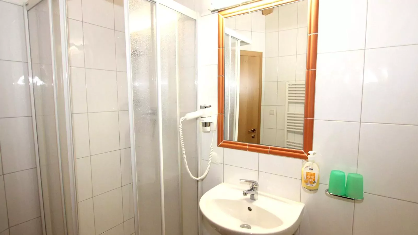 Schweizerhof Melisse-Bathroom