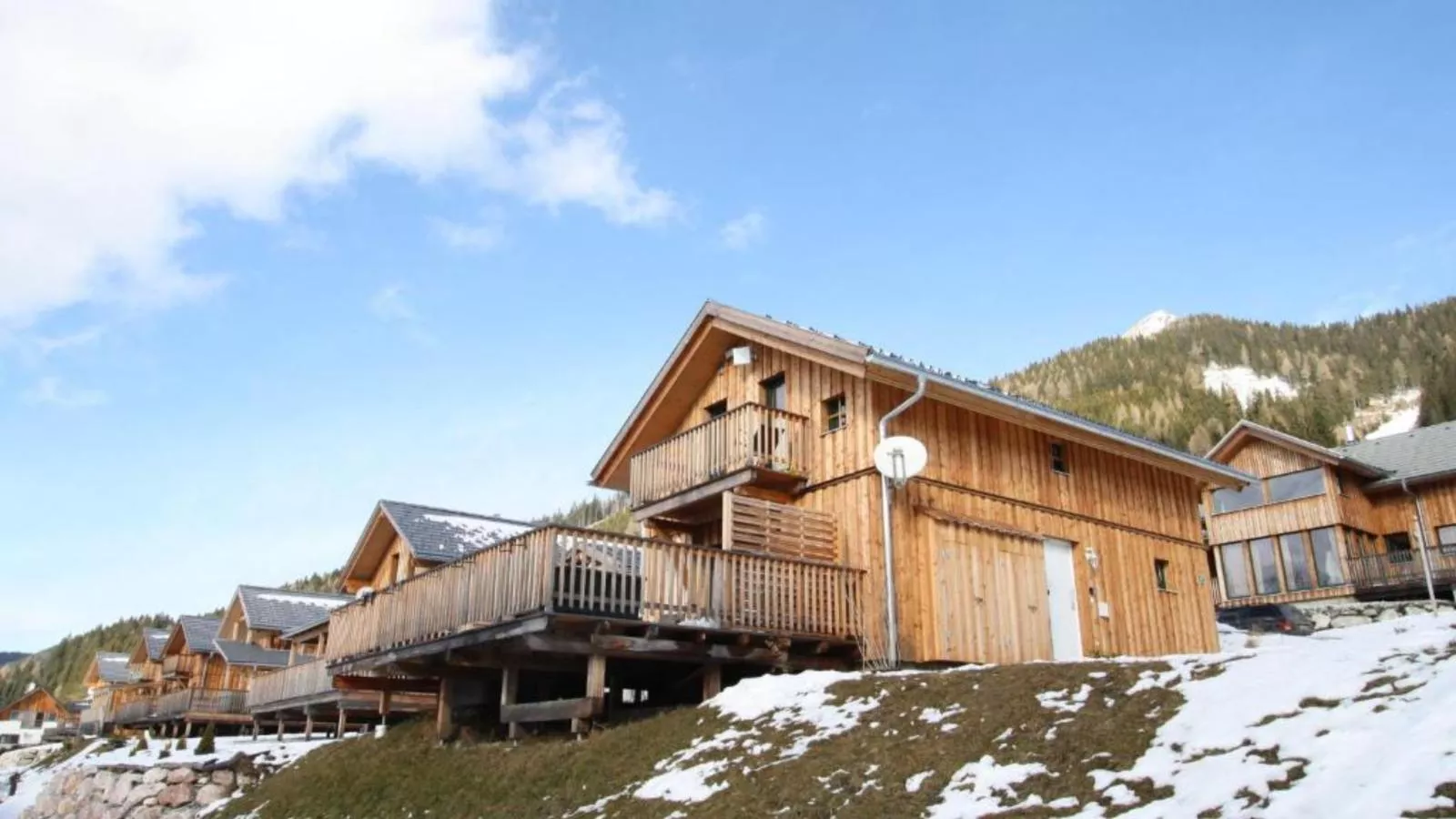 Wolkenheim-Exterior winter