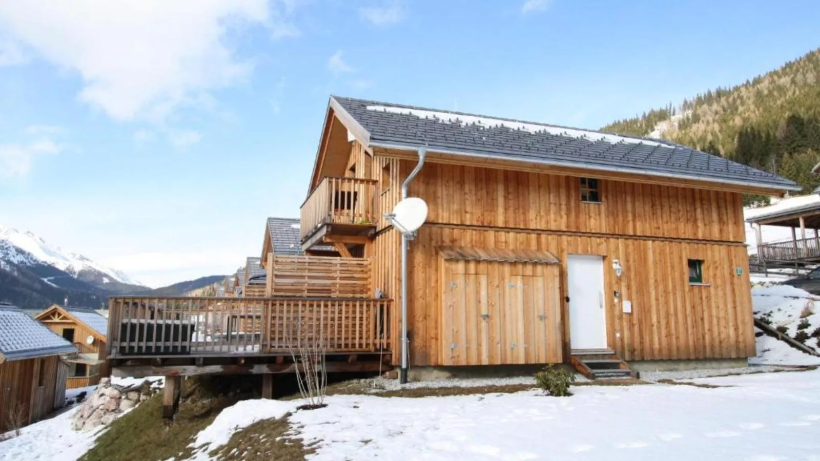 Wolkenheim-Exterior winter