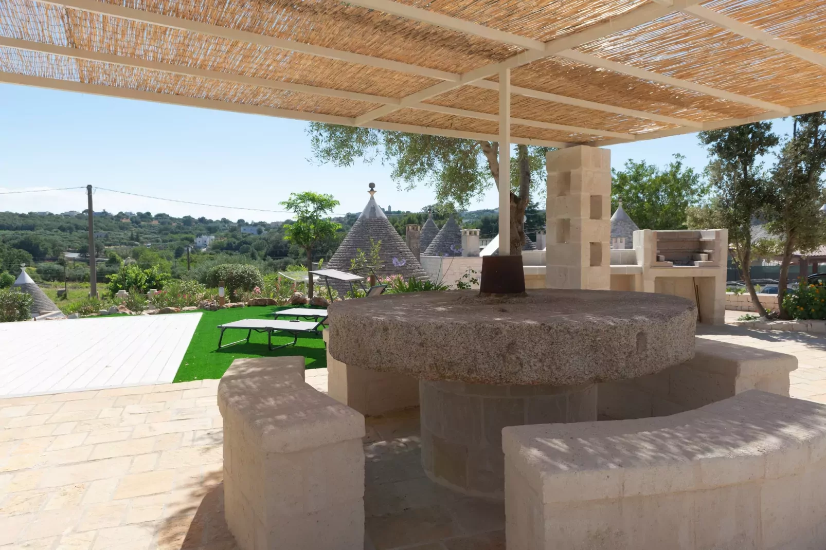 Trulli Cesare in Locorotondo-Terrassenbalkon