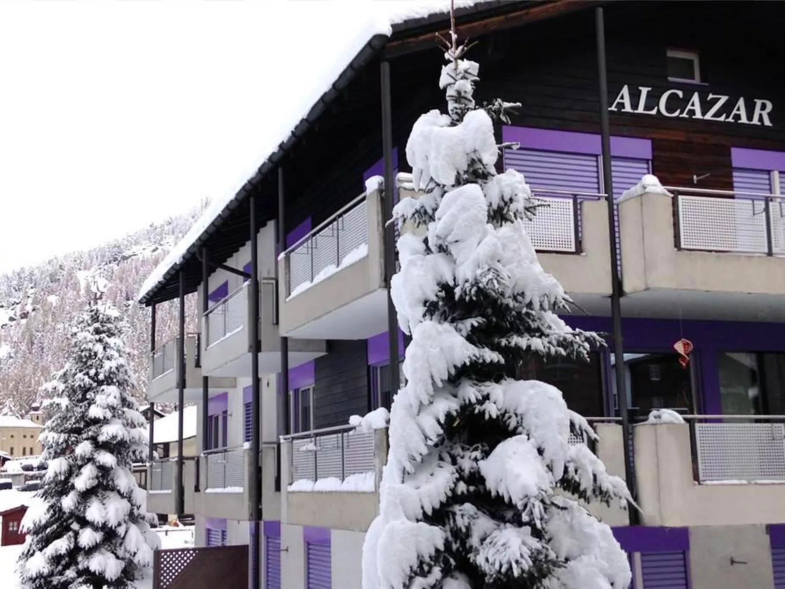 Alcazar - 10346080