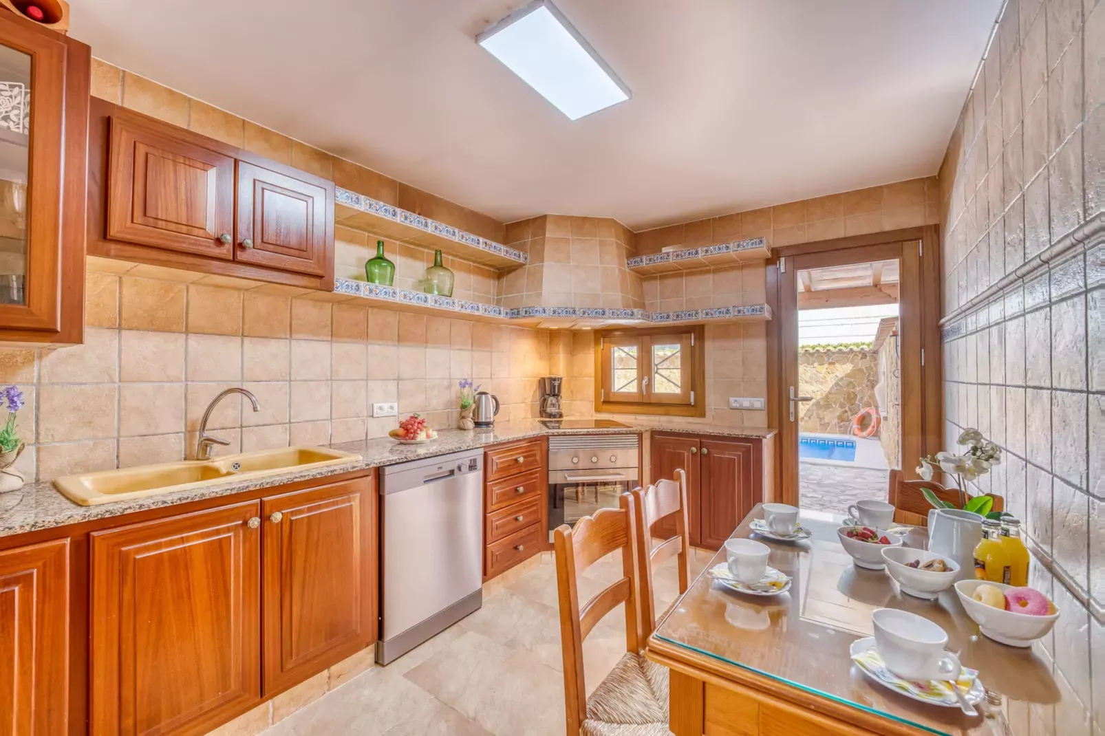 Villa Pintor-Kitchen