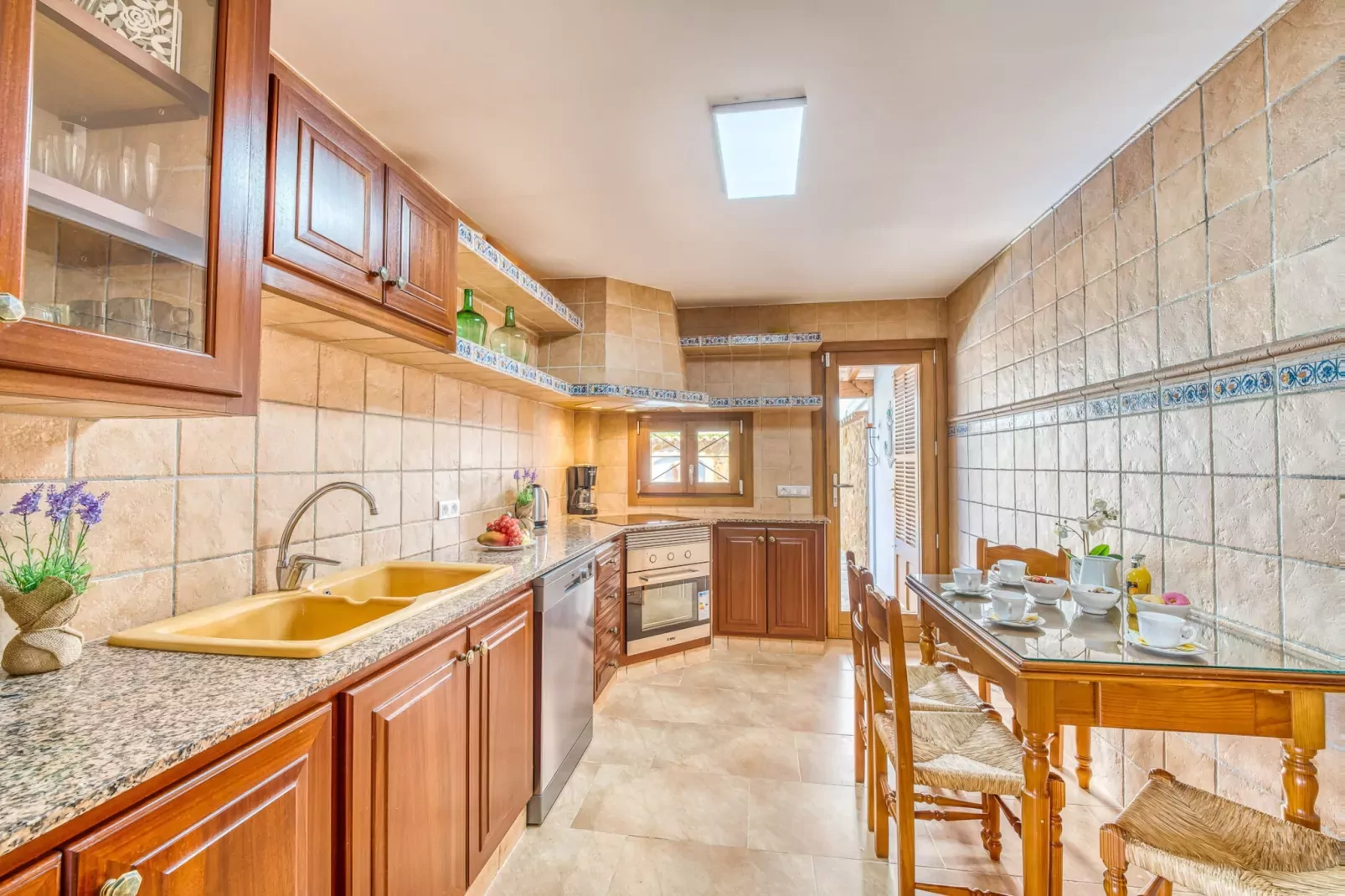 Villa Pintor-Kitchen