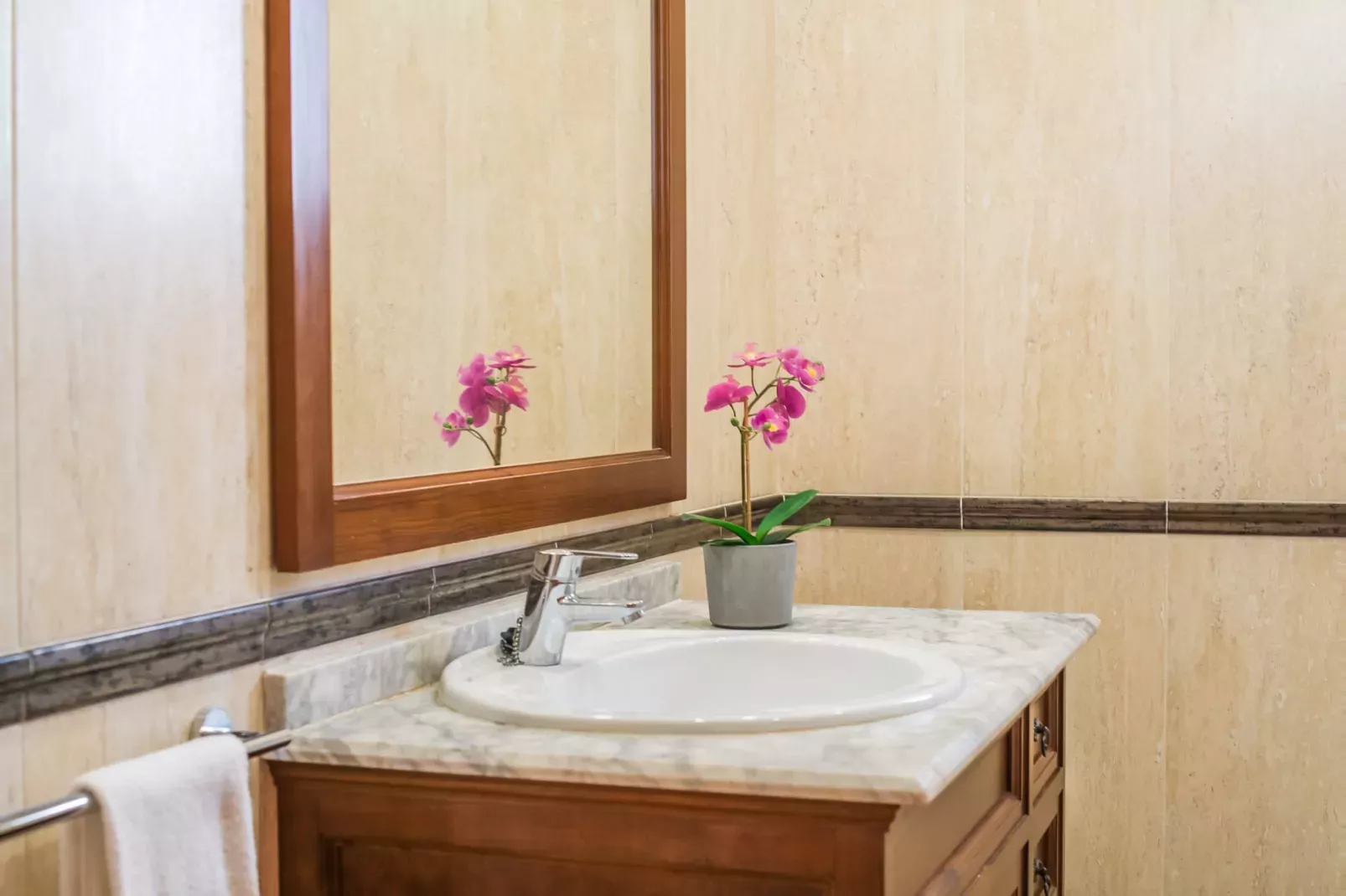 Villa Pintor-Bathroom