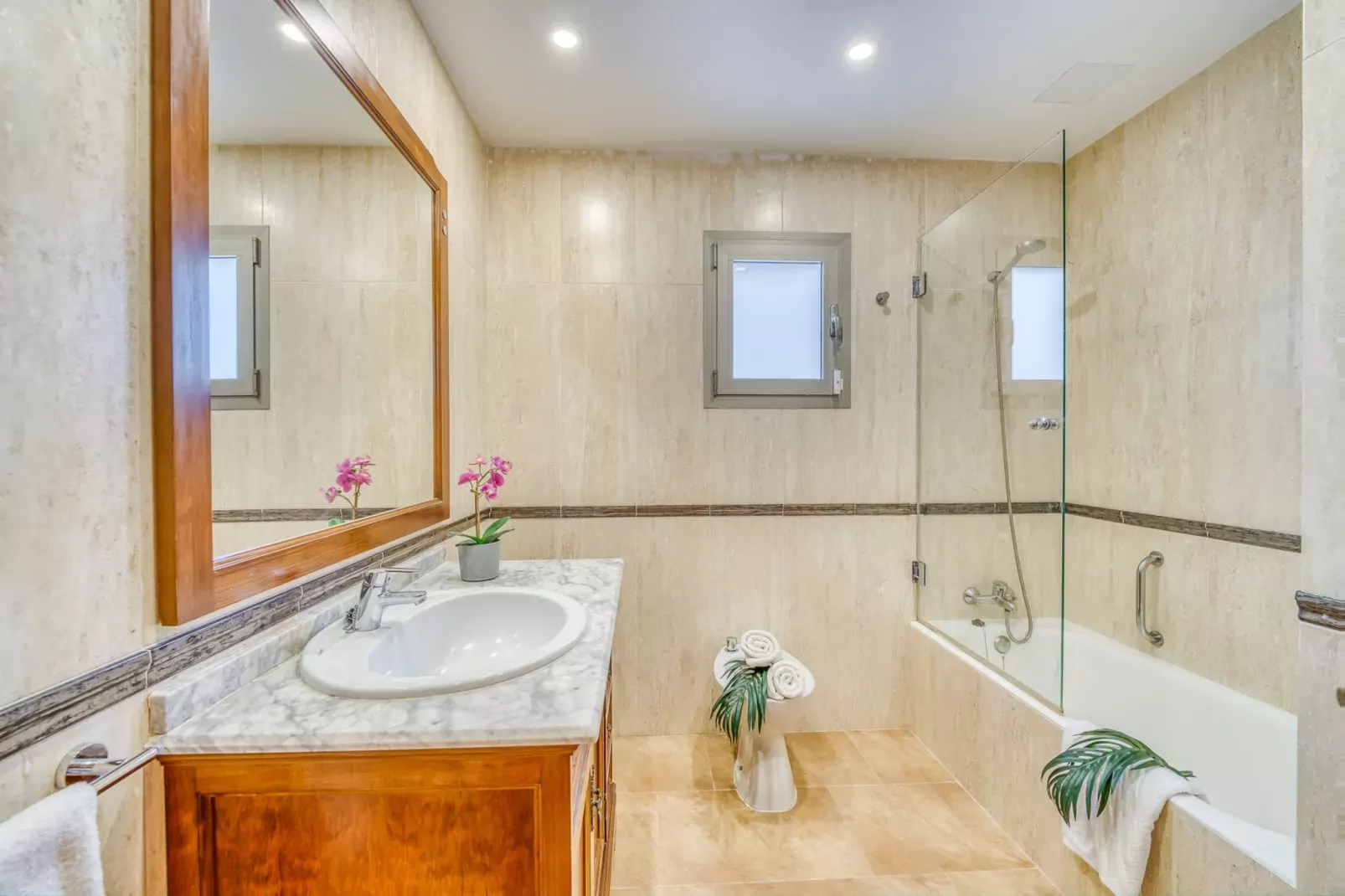 Villa Pintor-Bathroom